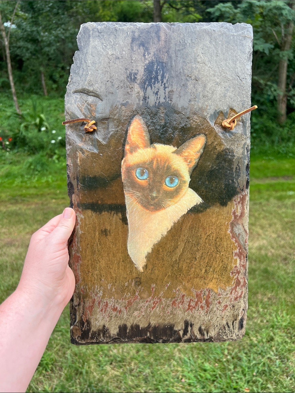 Vintage MCM Siamese Cat Blue Eyes Decoupage Rustic Slate Wall Hanging Decor